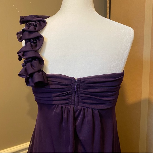 Jolie one strap semi formal dress - Picture 4 of 6